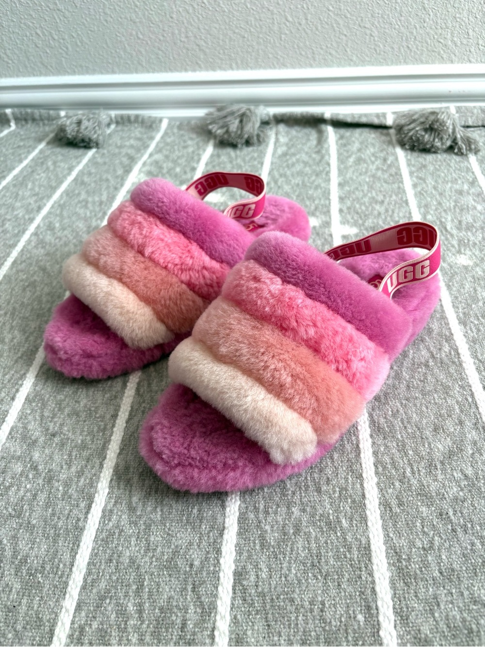 Ugg Fluff Yeah Slides